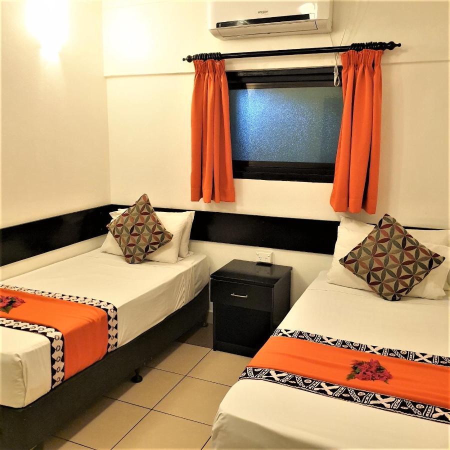 Suva Motor Inn Екстериор снимка