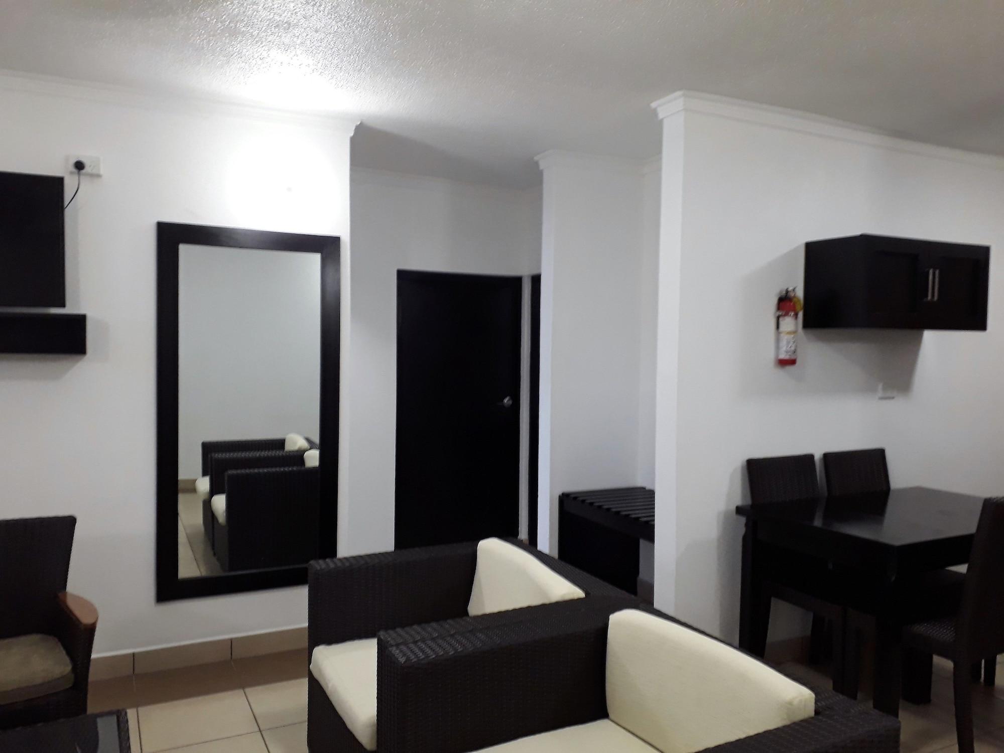 Suva Motor Inn Екстериор снимка