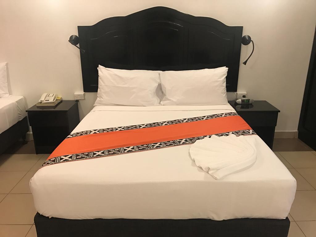 Suva Motor Inn Екстериор снимка