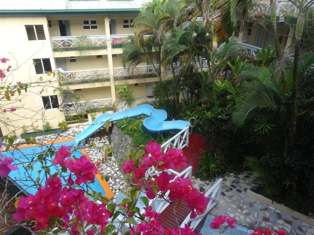 Suva Motor Inn Екстериор снимка