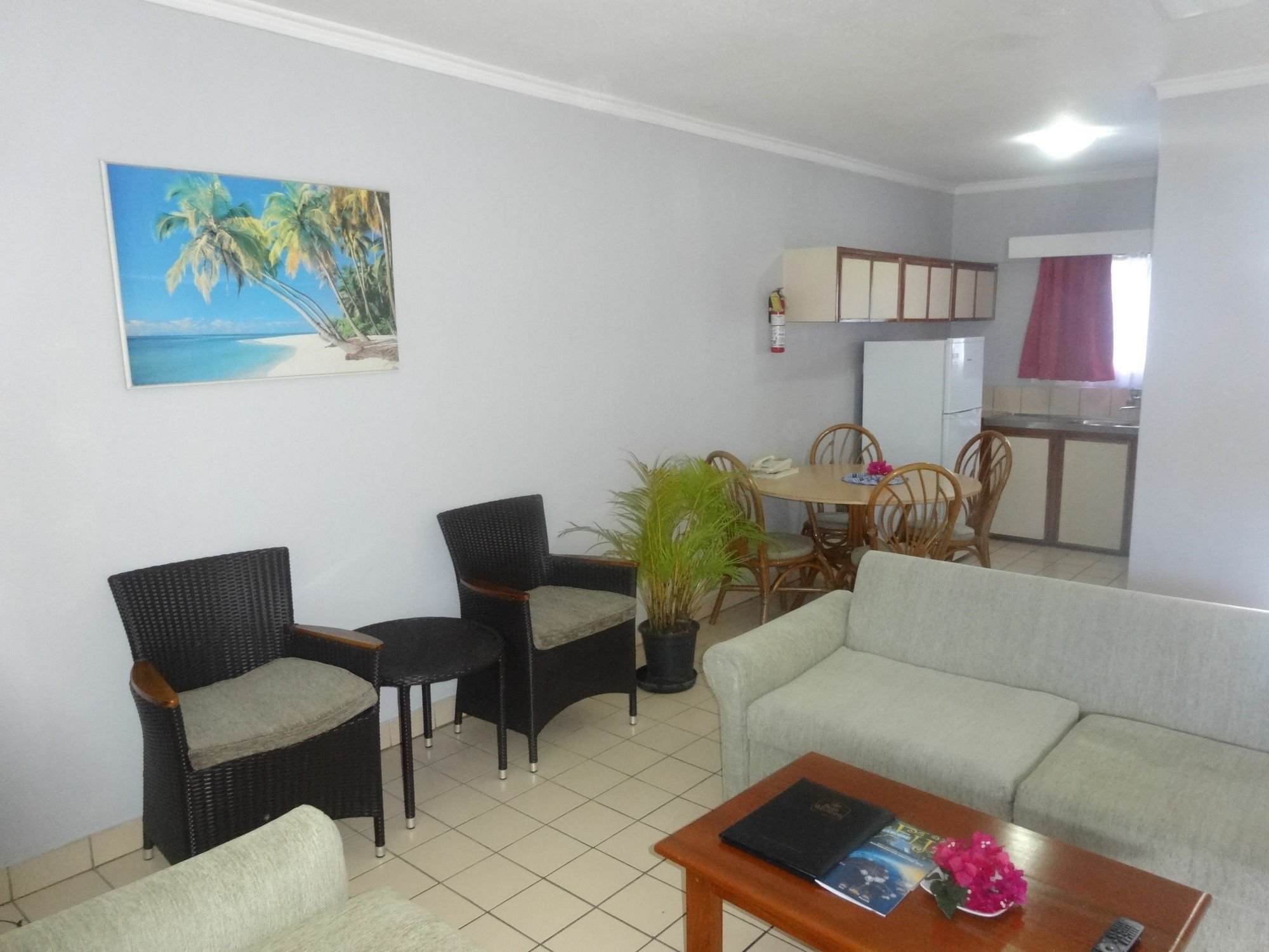 Suva Motor Inn Екстериор снимка