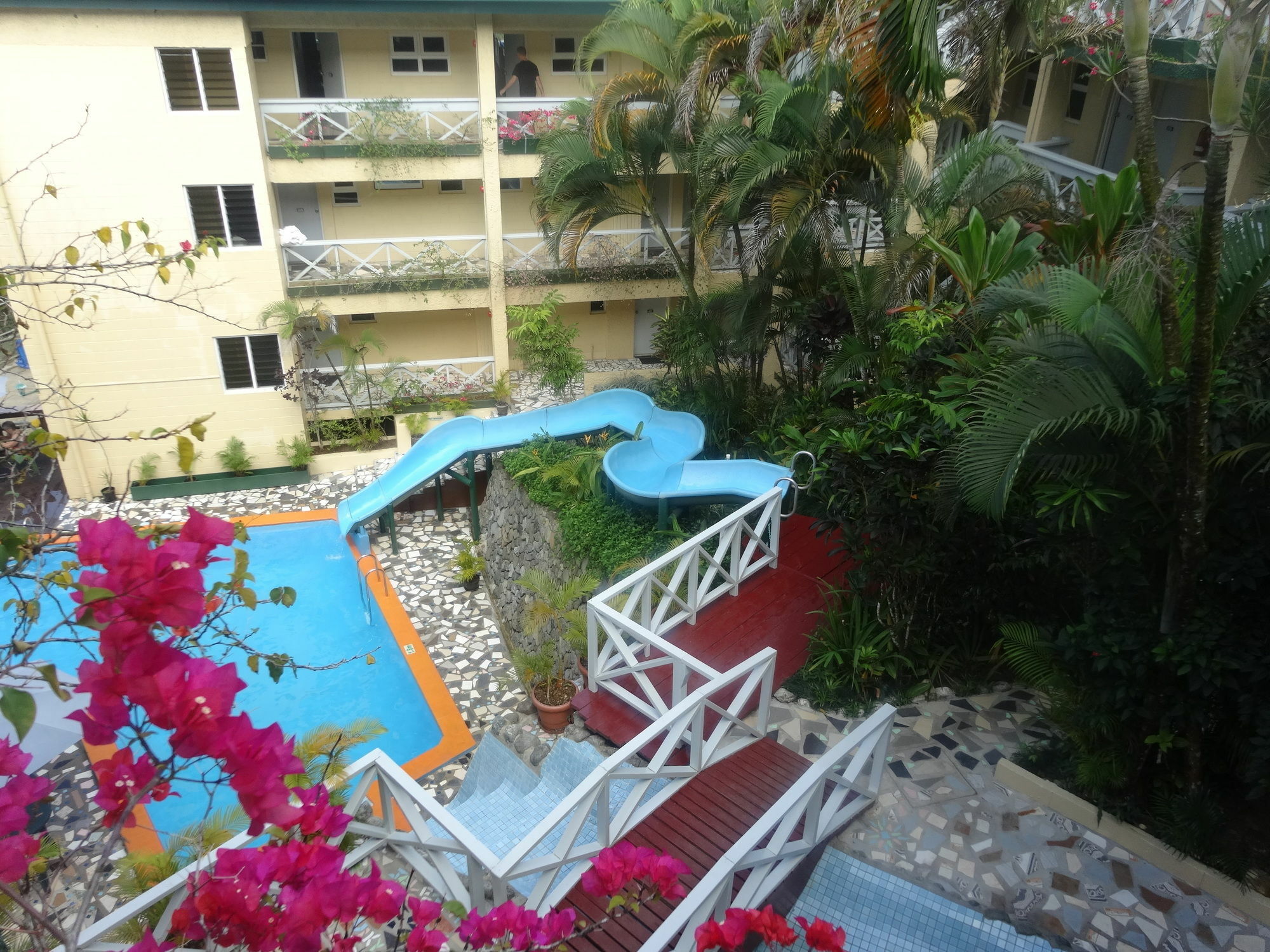 Suva Motor Inn Екстериор снимка